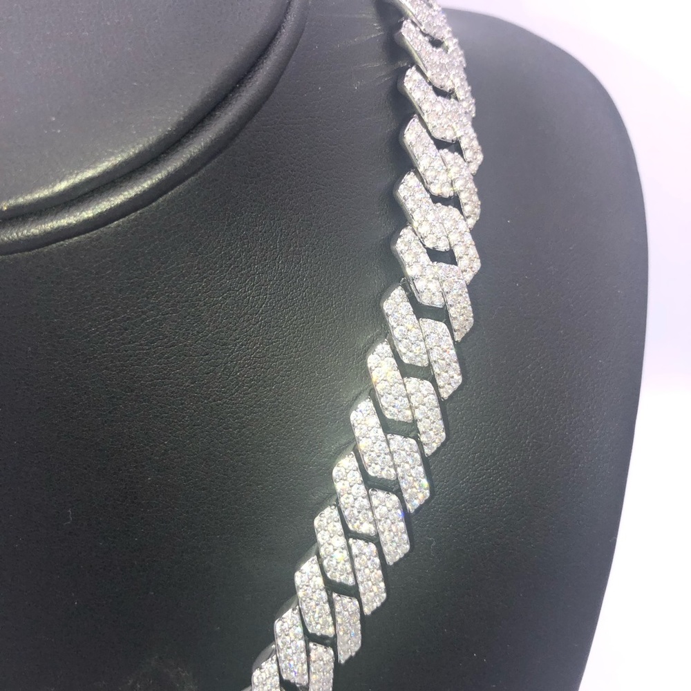 18k 30ct Link Necklace - Picture 7 of 13